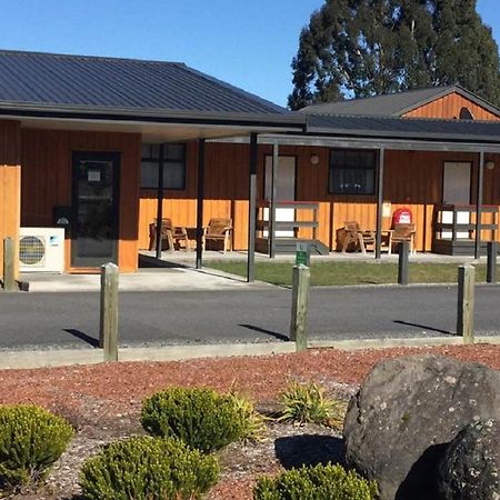 Waiouru Welcome Inn エクステリア 写真