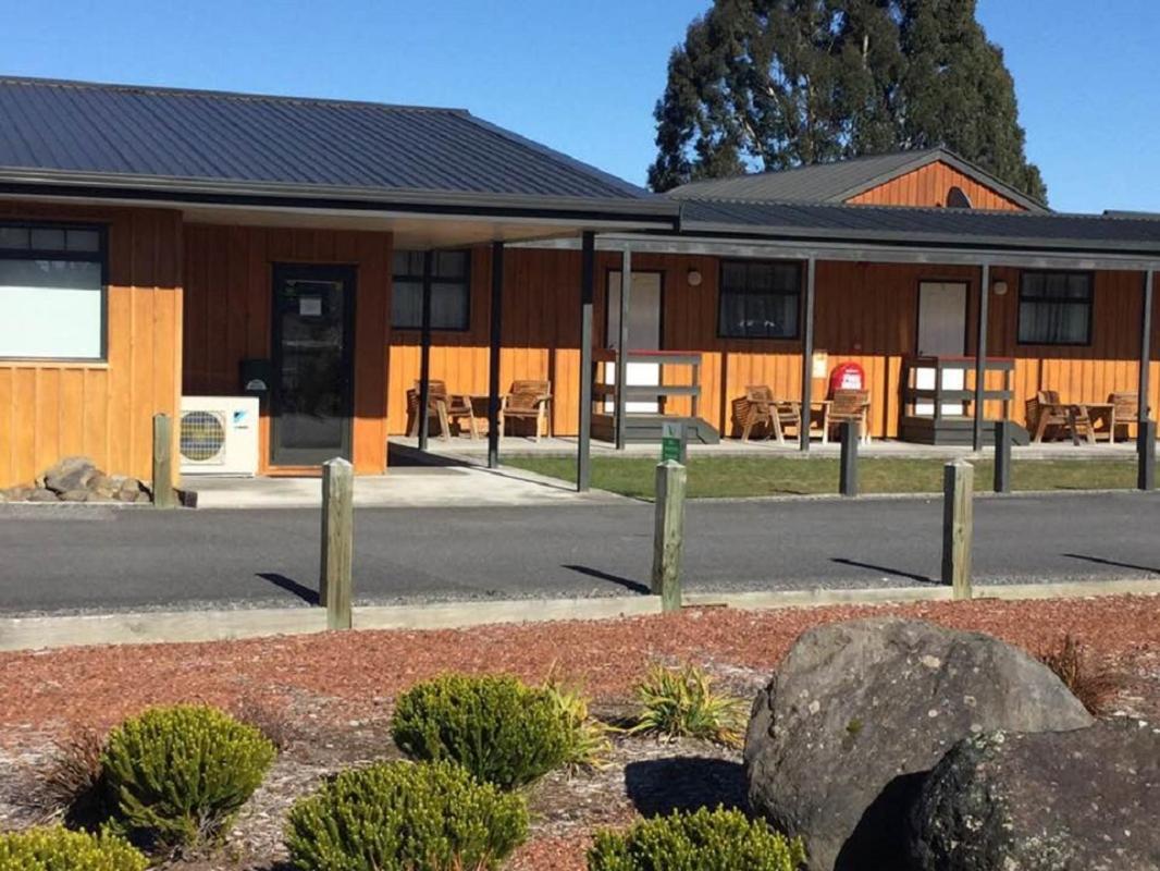 Waiouru Welcome Inn エクステリア 写真
