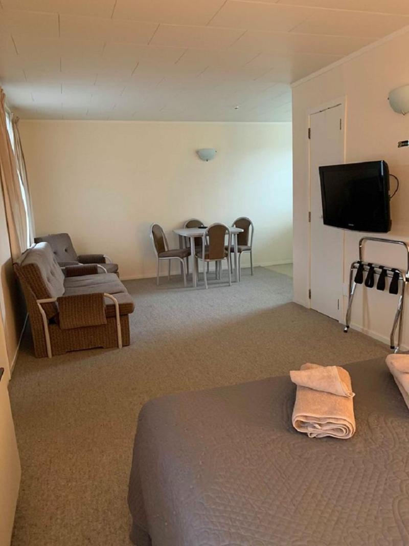 Waiouru Welcome Inn エクステリア 写真